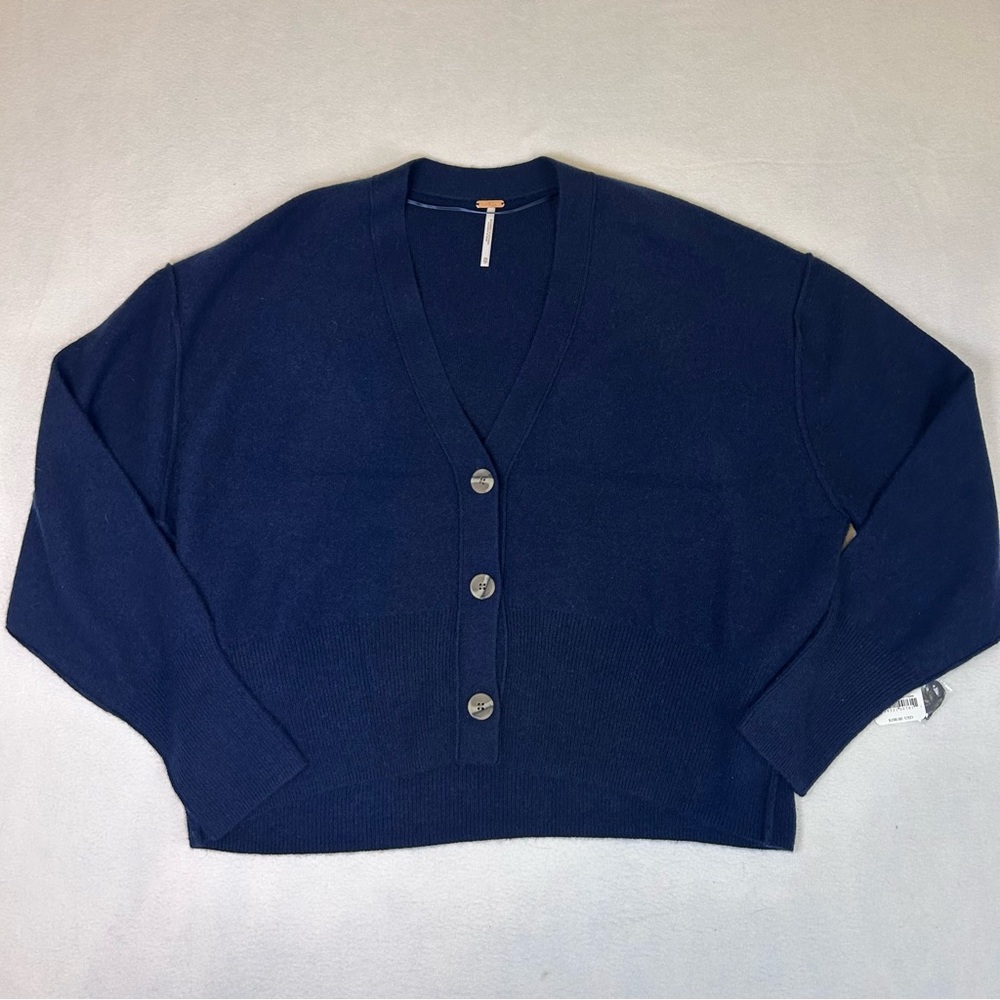 Free People Eclair Cashmere Cardigan XS Midnight Navy Blue Button Front NWT - Picture 3 of 11